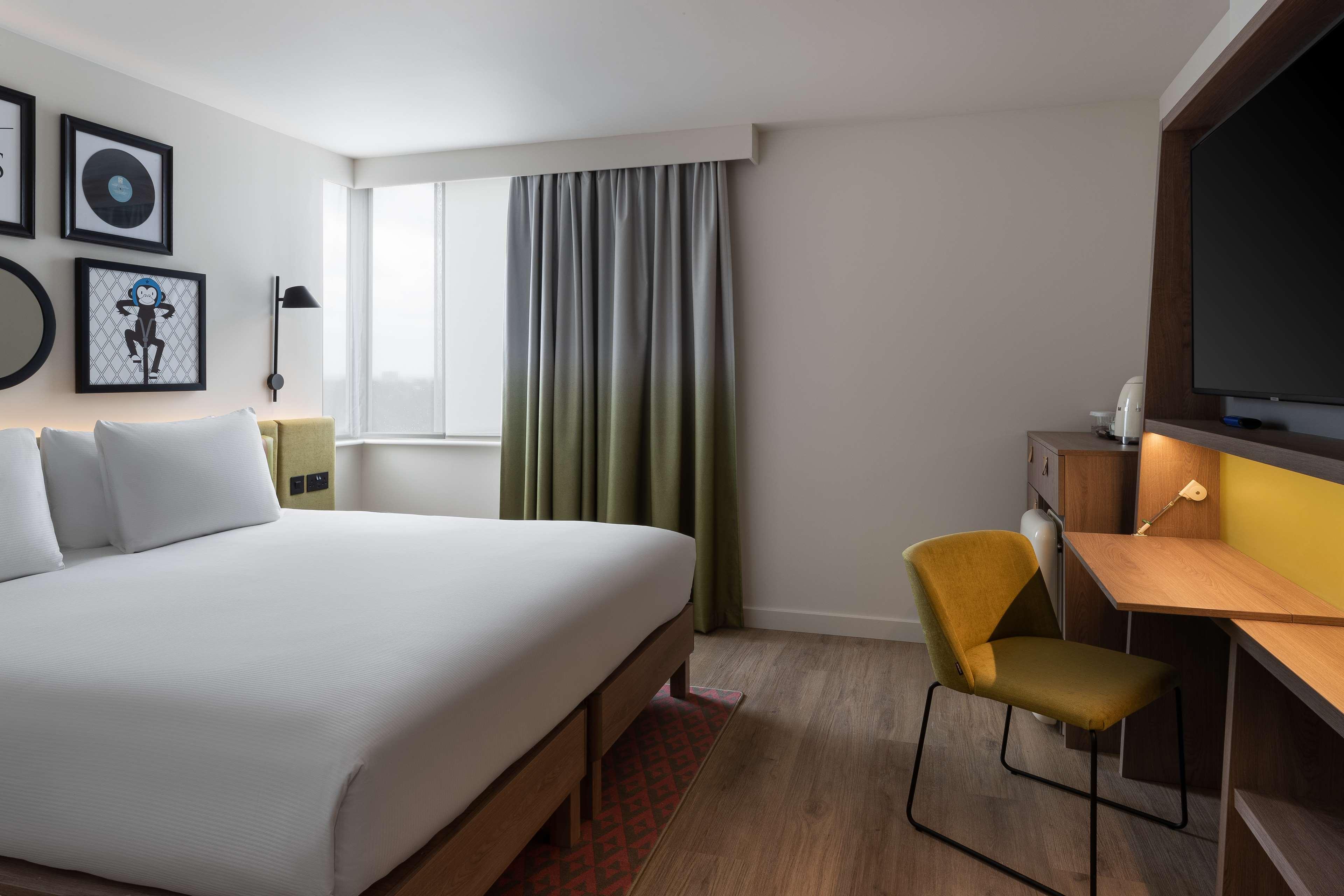 Hampton By Hilton London Ealing Hotell Eksteriør bilde